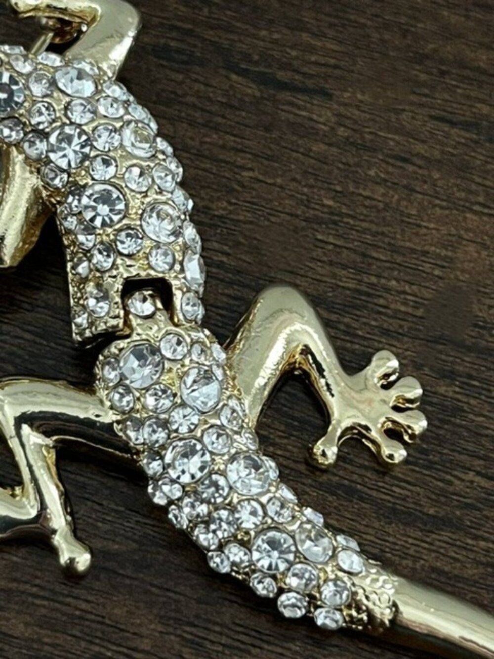 Lizard Brooch Pin Rhinestone Gold Tone Setting - Picture 3 of 5